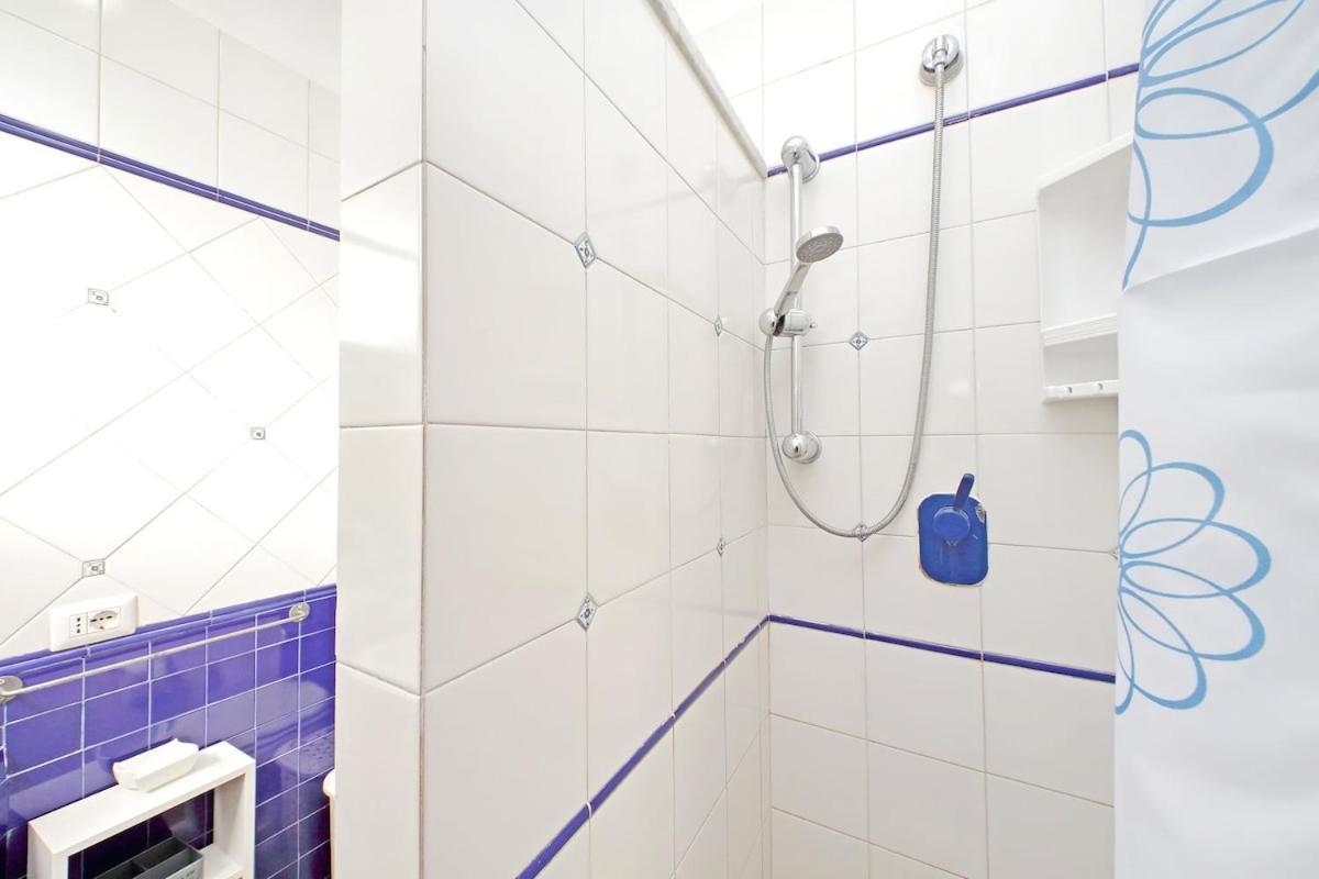 Near Vatican Museum 8 Minutes To Piazza Di Spagna Apartment *